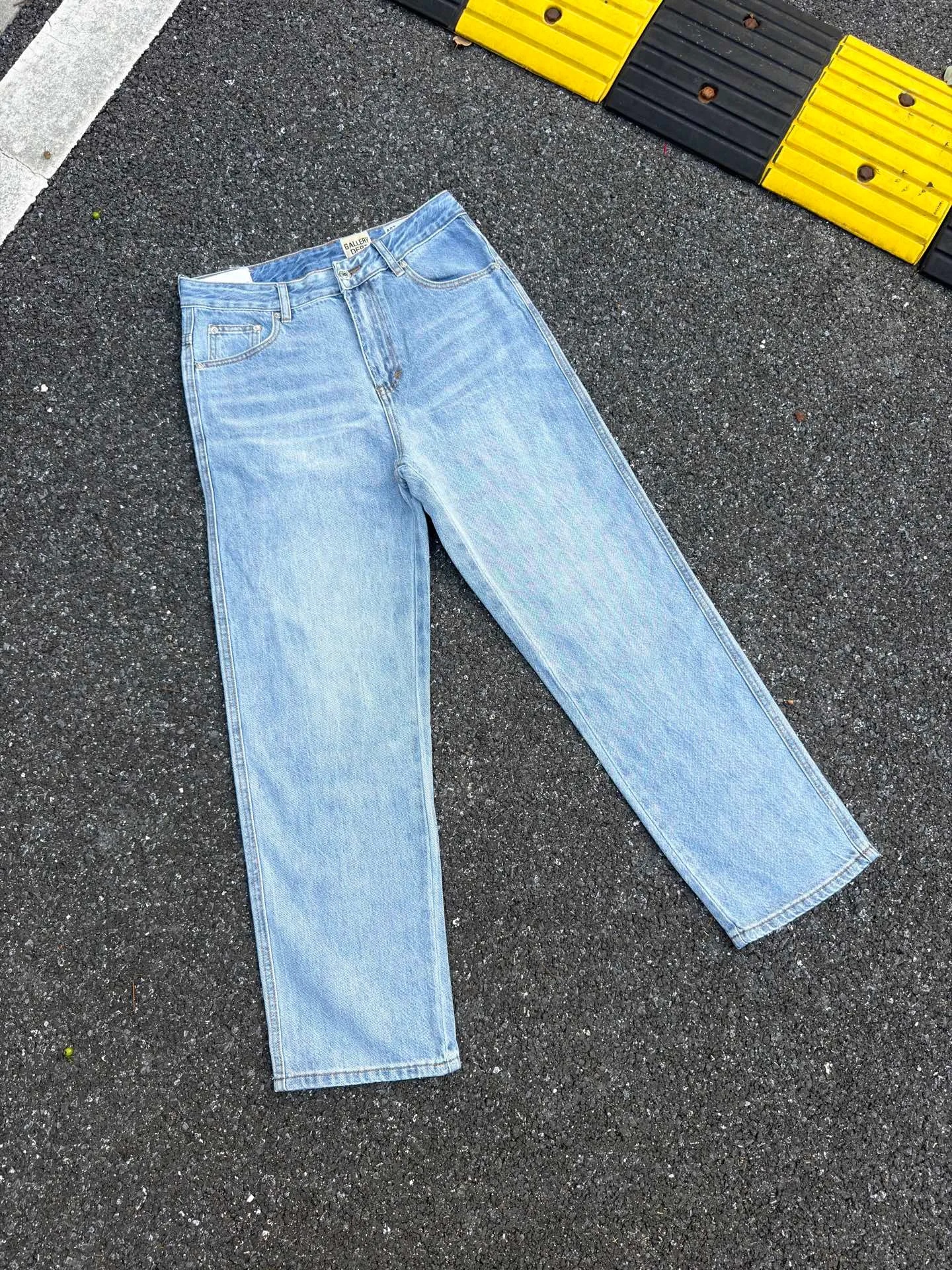 P220💰G02 GALLERY DEPT. Classic embroidered splash-ink washed jeans. Size: 28 30 32 34 36